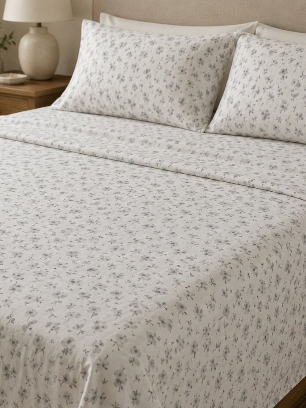 Martha Stewart FLAT SHEET Floral Pattern White Grey 100% Cotton 84X204" Cottage